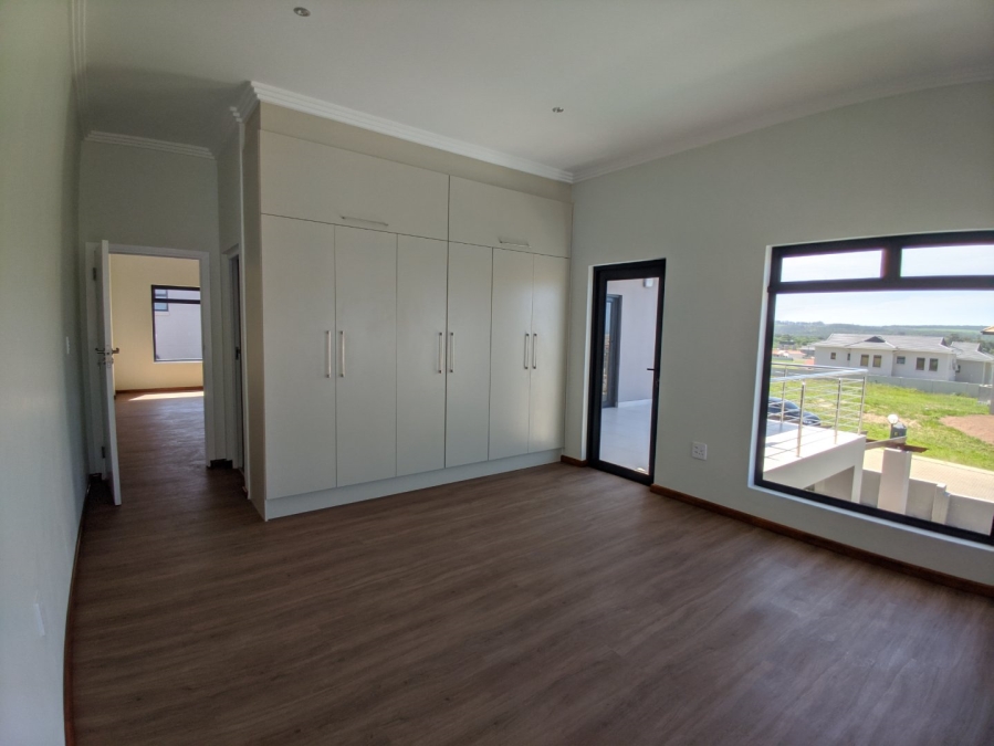 4 Bedroom Property for Sale in Kidds Beach Eastern Cape